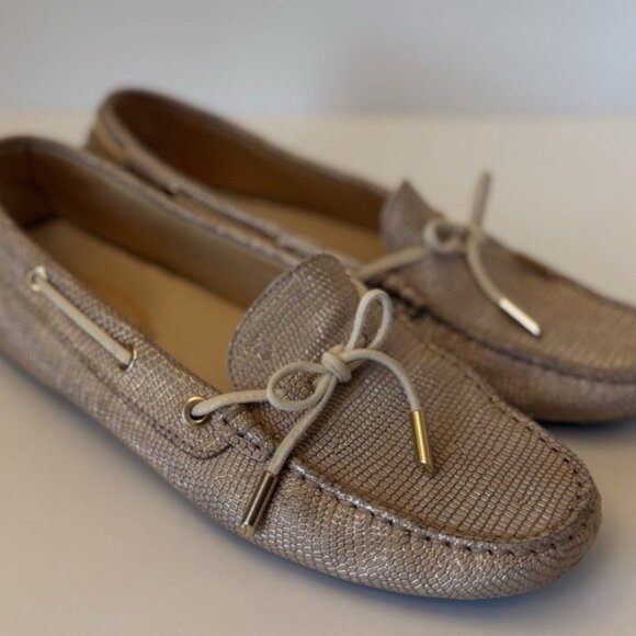 Tod's Gommino Leather SZ 39.5/9 Rose Gold Driving Shoes Embossed Lizard Loafers - Picture 1 of 16